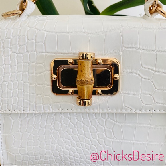 Leather Croc Pattern Crossbody Bag - Picture 3 of 8